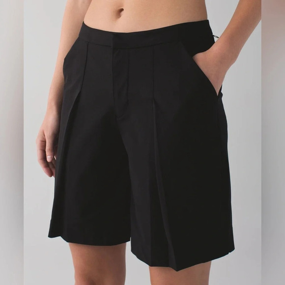 Lululemon Long Story Short in Black Women’s - Picture 4 of 11